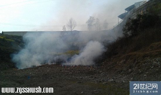 农夫山泉湖北丹江口水源地上演垃圾围城(图)