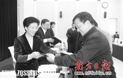 广东省直机关实施“十大重点行动” 当好作风建设表率